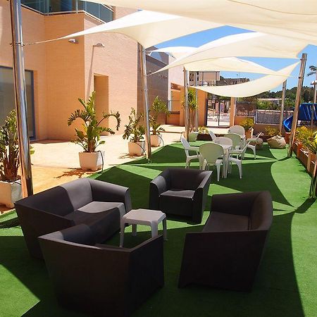 Отель Vacanza Sunbeach Гвардамар-дель-Сегура Экстерьер фото